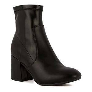 SO Kepler black bootie. Size 10